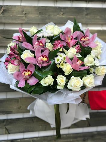 Букет цветов из: Розы и Хризантемы в Гусь-Железном