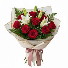 Букет цветов из:  Лилии и Розы в Гусь-Железном