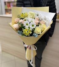 Букет цветов из:  Альстромерии, Розы и Хризантемы в Гусь-Железном