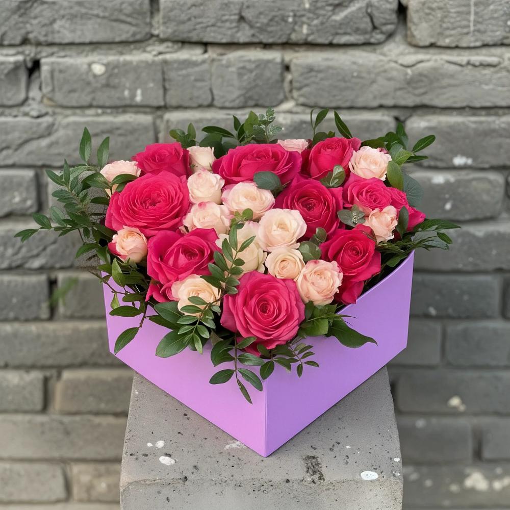 Цветочная композиция из Розы в коробке в Гусь-Железном