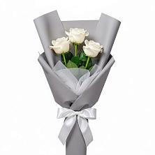 Букет 3 белые розы в Гусь-Железном