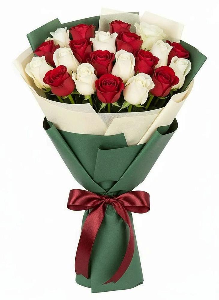 Букет Микс из красных и белых роз в Гусь-Железном