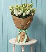 Букет цветов из:  Лизиантусы в Гусь-Железном