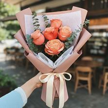 Букет цветов из:  Розы в Гусь-Железном