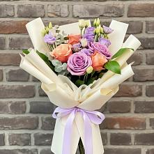 Букет цветов из:  Лизиантусы и Розы #REPLACE_PRED# Гусь-Железном