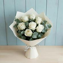 Букет Белые розы в Эвкалипте в Гусь-Железном