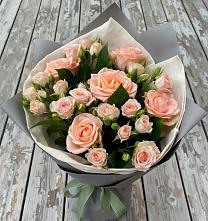 Букет цветов из:  Розы #REPLACE_PRED# Гусь-Железном