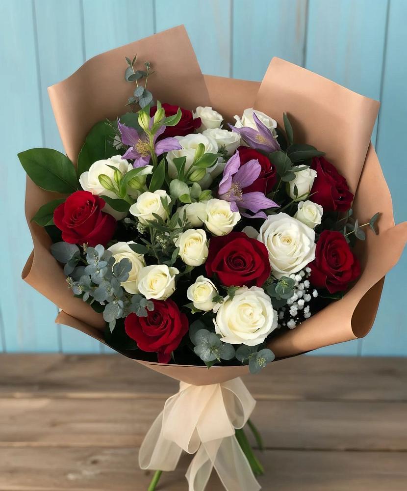 Букет цветов из: Розы и Альстромерии в Гусь-Железном