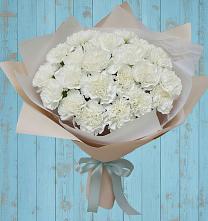 Букет цветов из:  Гвоздики в Гусь-Железном