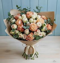 Букет цветов из:  Альстромерии и Розы в Гусь-Железном