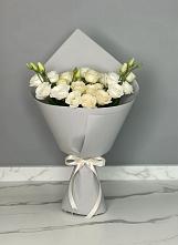 Букет цветов из:  Розы и Лизиантусы в Гусь-Железном